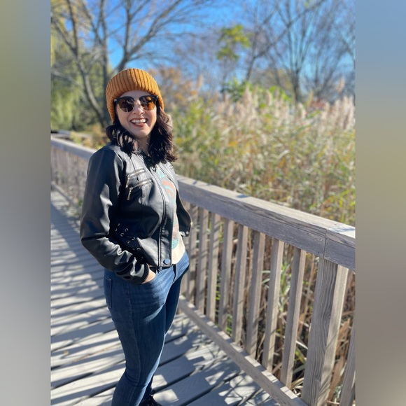 Meet your Posher, Karina - Picture 4 of 14